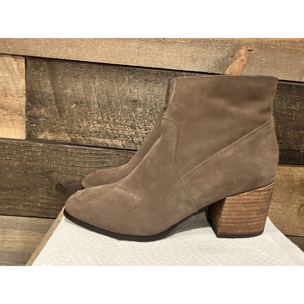Blondo Sontra Waterproof Brown Suede Ankle Booties Womens Size 9